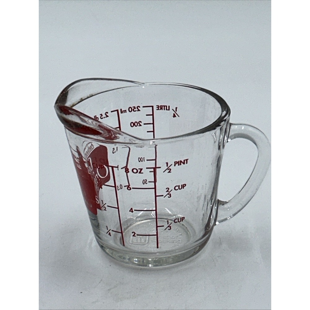 Vintage Anchor Hocking USA 8 Oz. Measuring Cup Red Letters #496